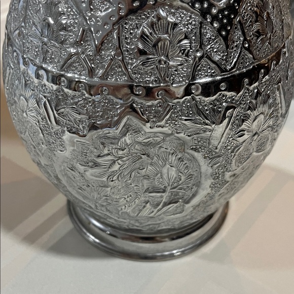 Vintage Never Used Elegant Very Ornate Silver Samovar - Picture 6 of 9